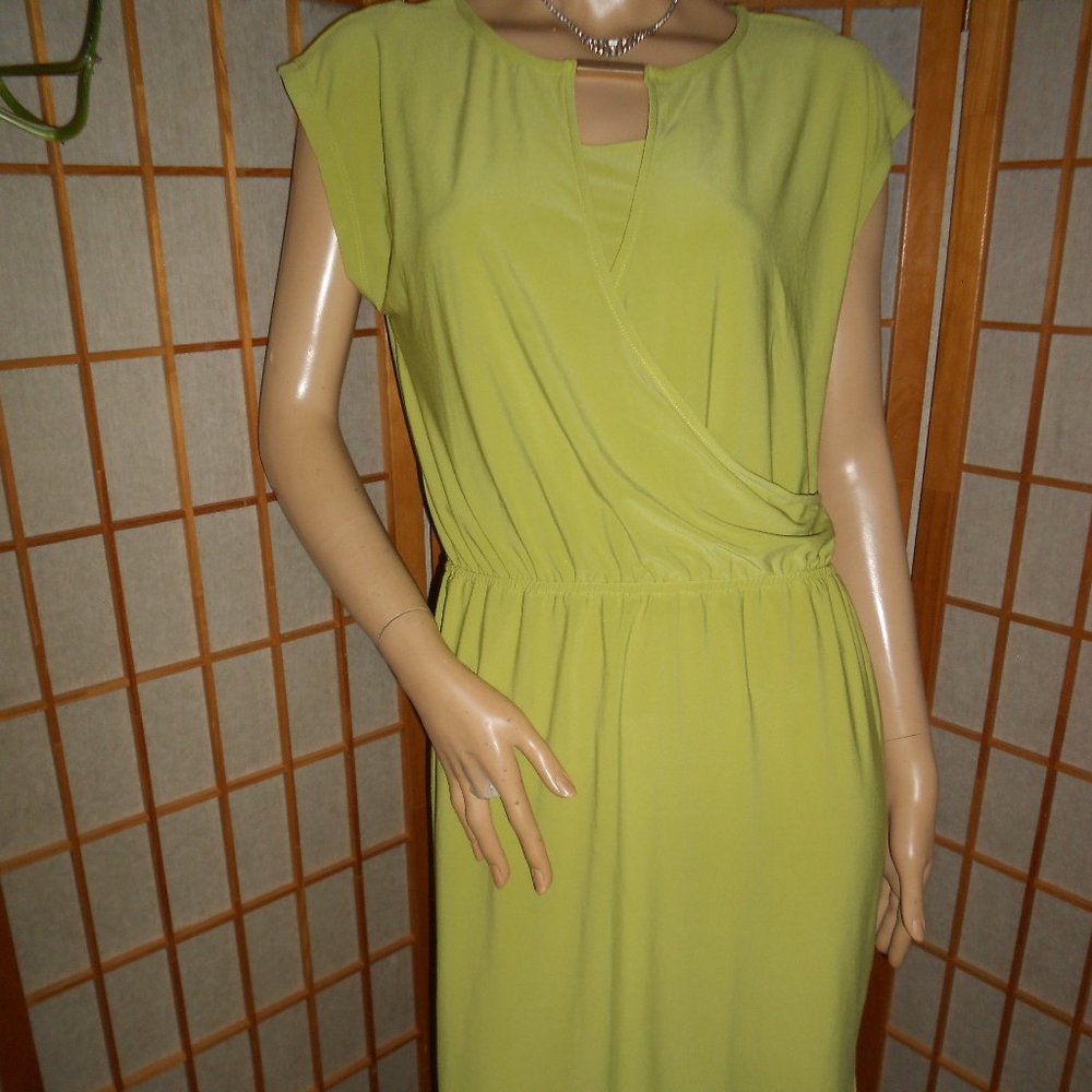 JONES NEW YORK SIGNATURE Green Pullover Stretch Knit Dress * sz M